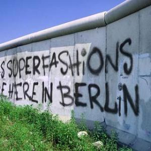 Das Super Fashions Über Hyper Cools - Change My Mind